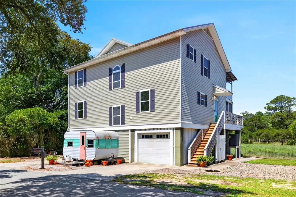 125 S Campbell Avenue Tybee Island, GA 31328