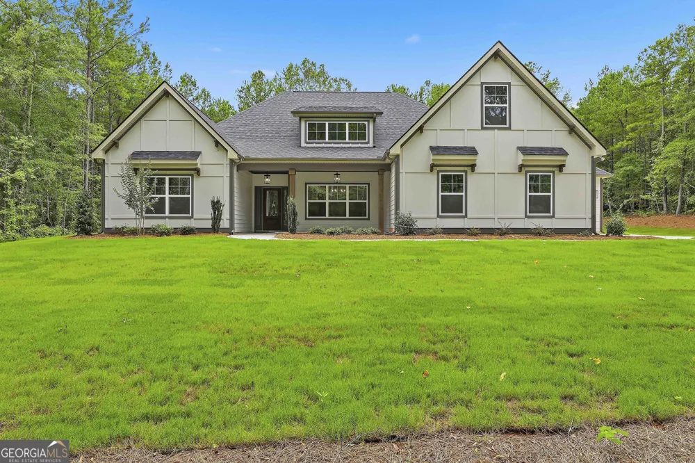 1283 MCINTOSH TRAIL.- LOT 8 Senoia, GA 30276