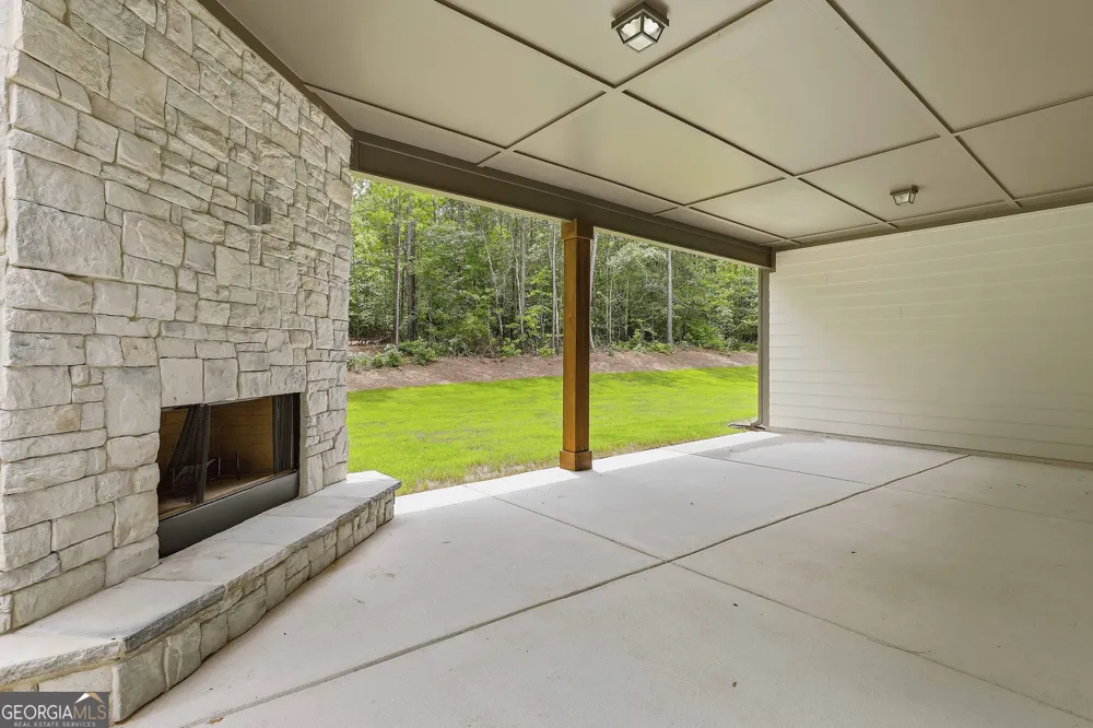 1283 MCINTOSH TRAIL.- LOT 8 Senoia, GA 30276