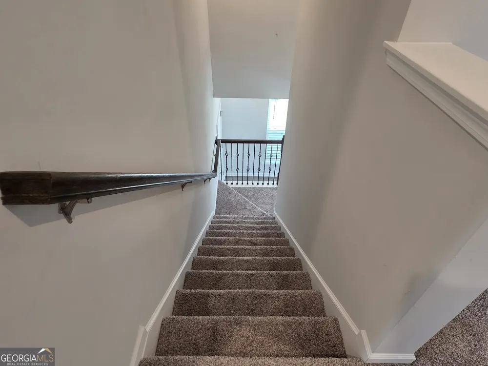 27 Ashmont ST Savannah, GA 31407