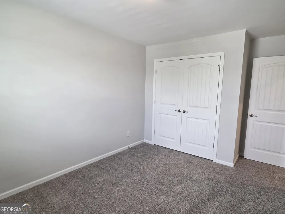 27 Ashmont ST Savannah, GA 31407