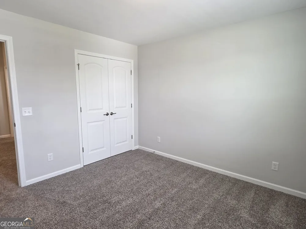 27 Ashmont ST Savannah, GA 31407