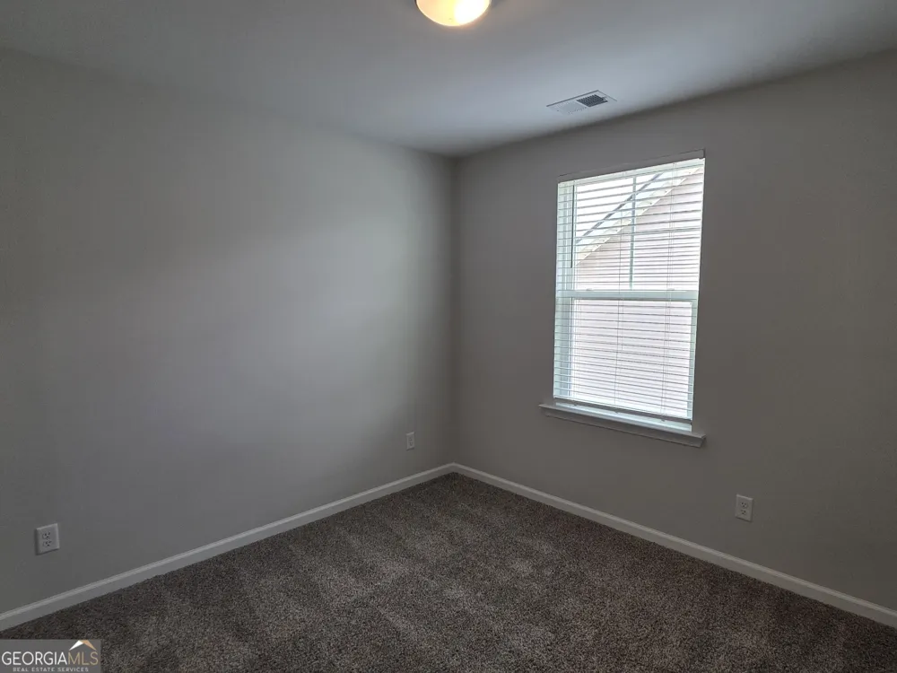27 Ashmont ST Savannah, GA 31407