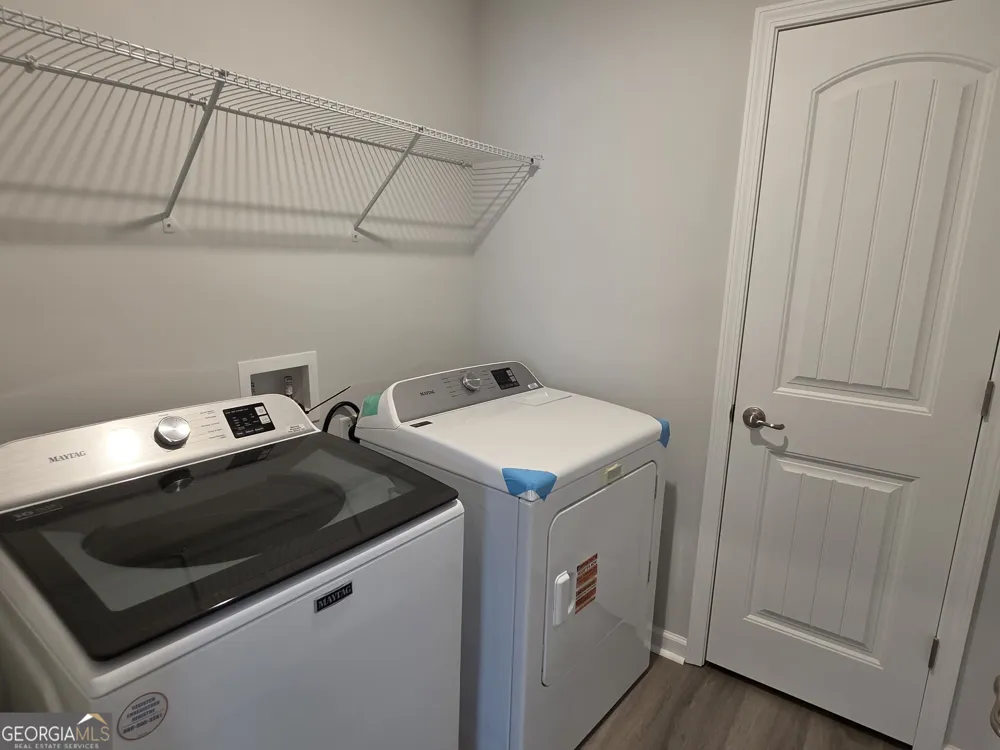 27 Ashmont ST Savannah, GA 31407
