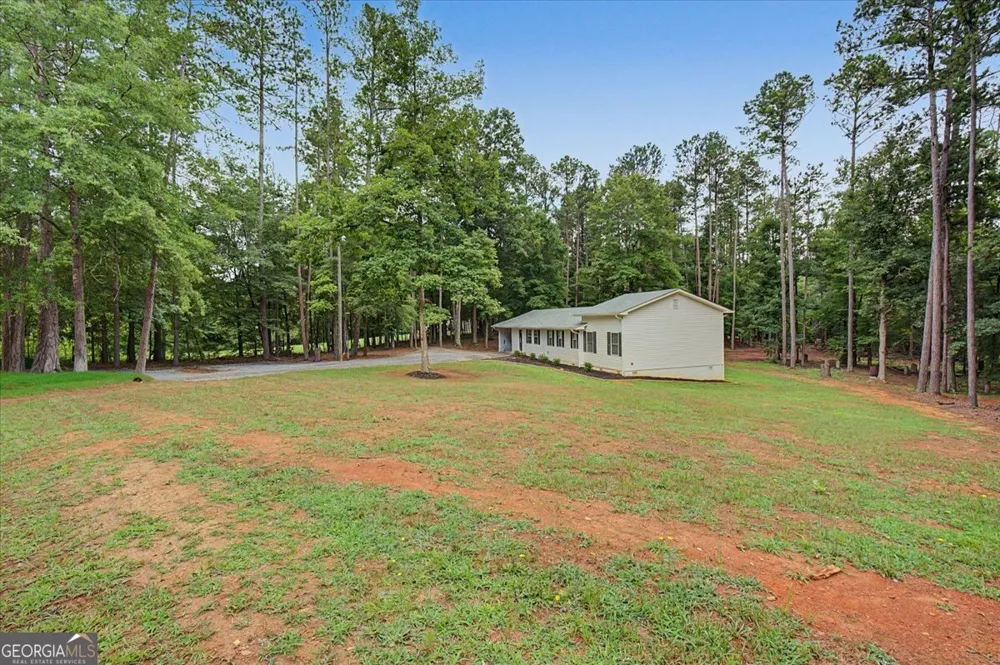 1971 Euharlee RD Kingston, GA 30145