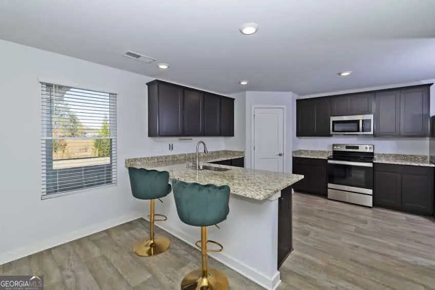244 Overlook RD Covington, GA 30014