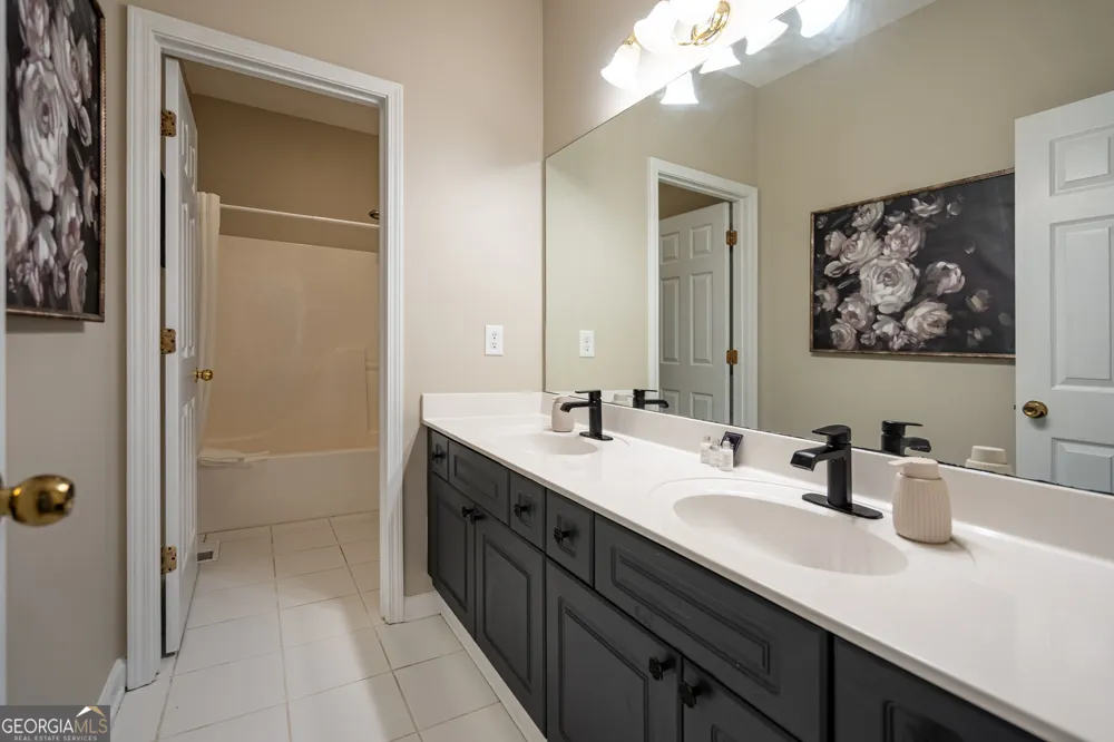 1 Carrington DR Cartersville, GA 30120