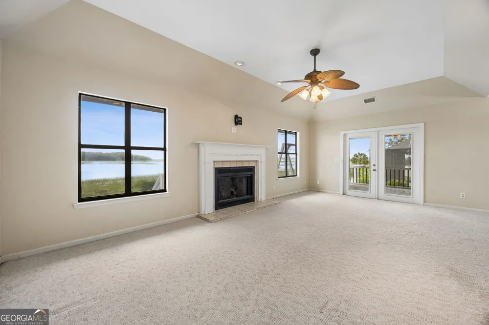 396 Marys DR Woodbine, GA 31569