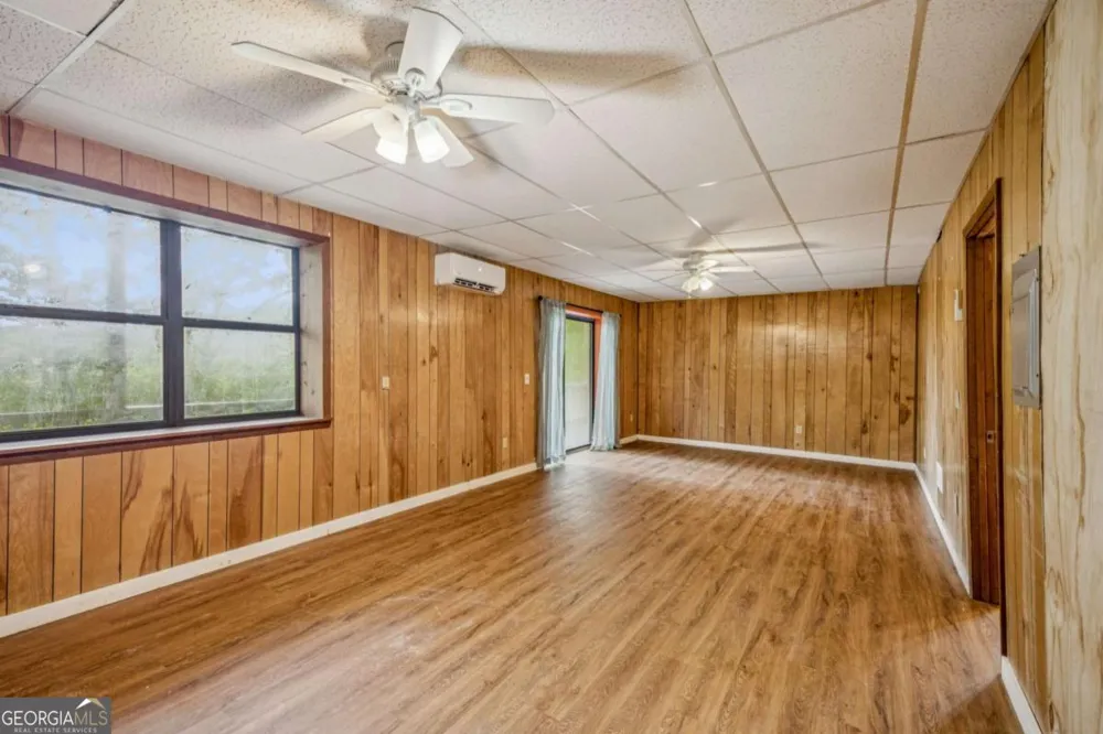 4113 White Oak DR Hiawassee, GA 30546