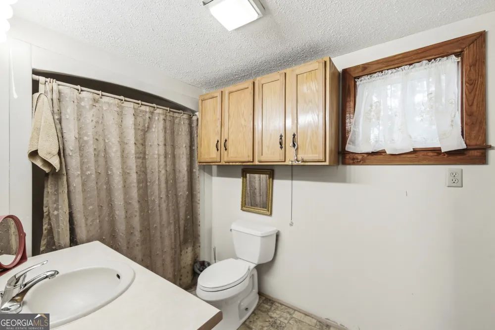 120 Edith LN Eatonton, GA 31024