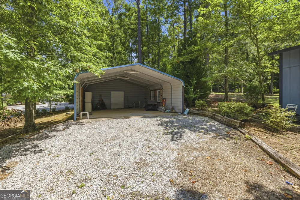 120 Edith LN Eatonton, GA 31024