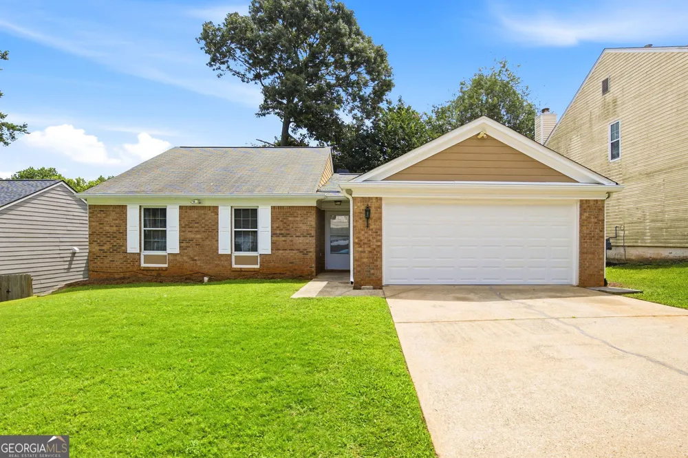 10855 Mortons CIR Johns Creek, GA 30022