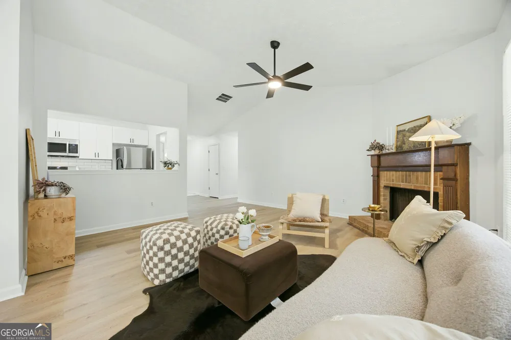 10855 Mortons CIR Johns Creek, GA 30022