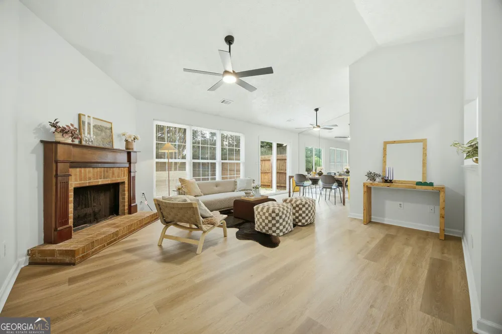 10855 Mortons CIR Johns Creek, GA 30022