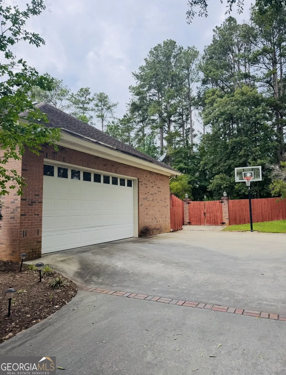 128 Cedar Creek DR Dublin, GA 31021