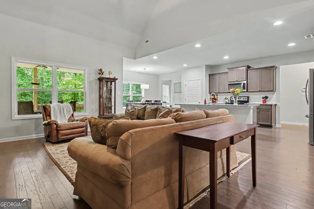 138 Old Bailey Farms DR Senoia, GA 30276