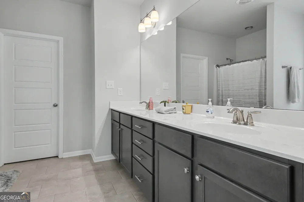 138 Old Bailey Farms DR Senoia, GA 30276