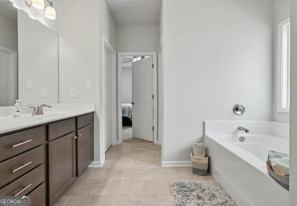 138 Old Bailey Farms DR Senoia, GA 30276
