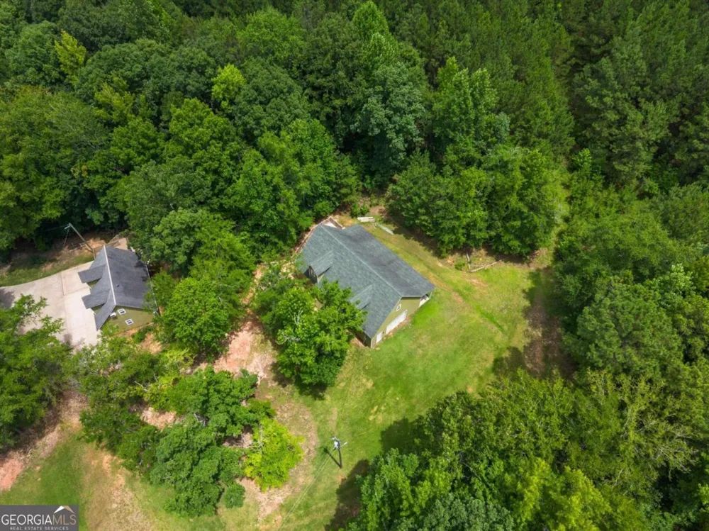 5098 Crescent RD Dry Branch, GA 31020