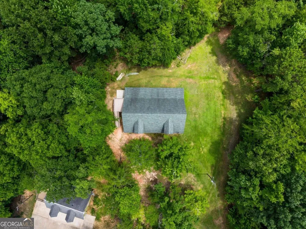 5098 Crescent RD Dry Branch, GA 31020
