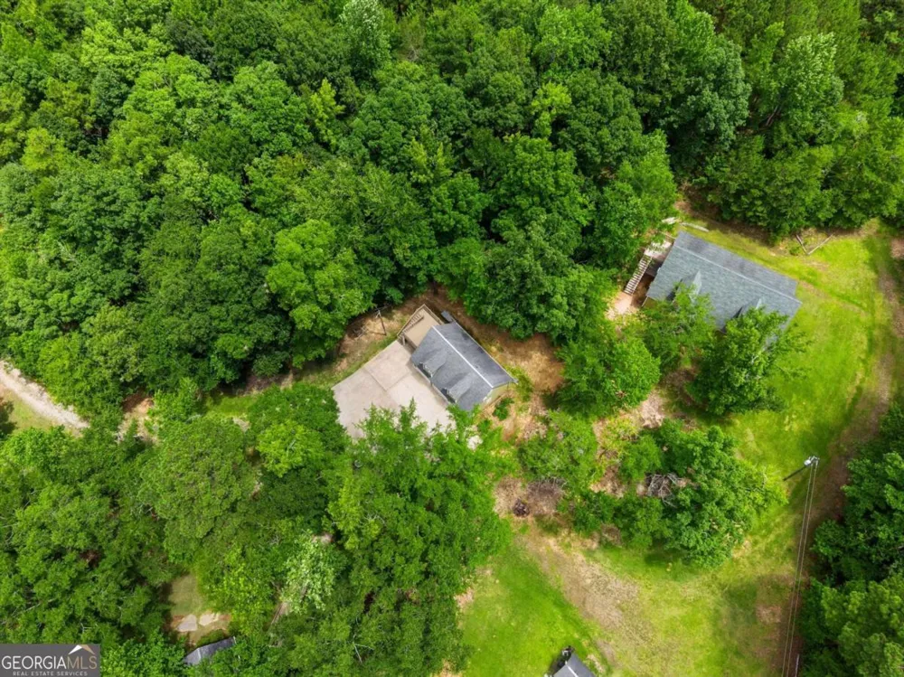 5098 Crescent RD Dry Branch, GA 31020