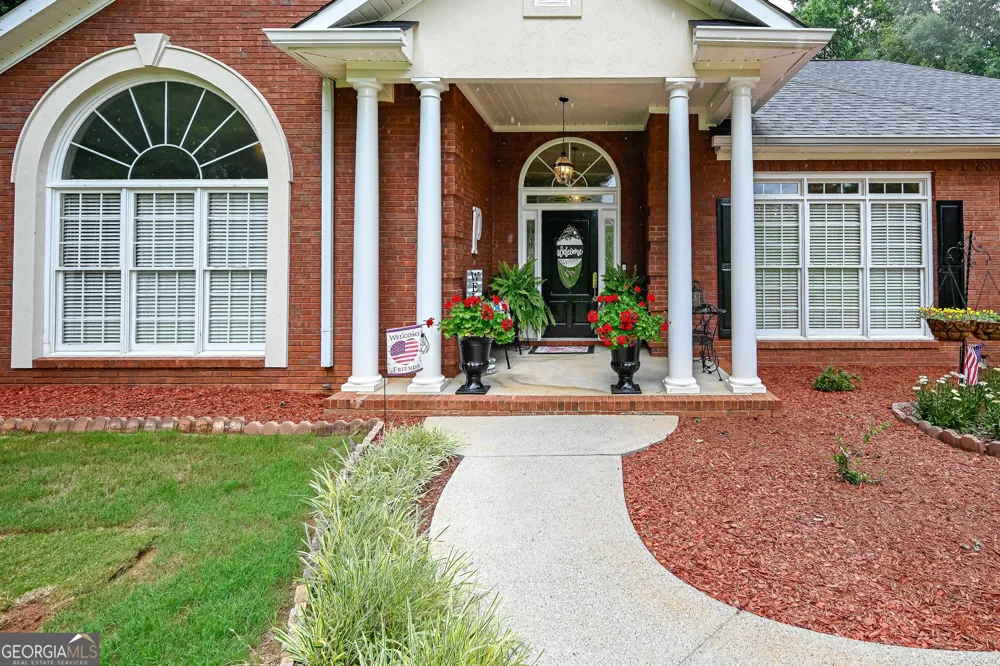 8227 Farmington LN Winston, GA 30187