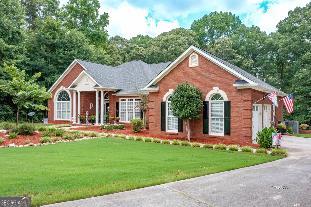 8227 Farmington LN Winston, GA 30187