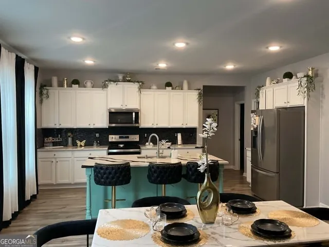 137 Cabin WAY Hampton, GA 30228