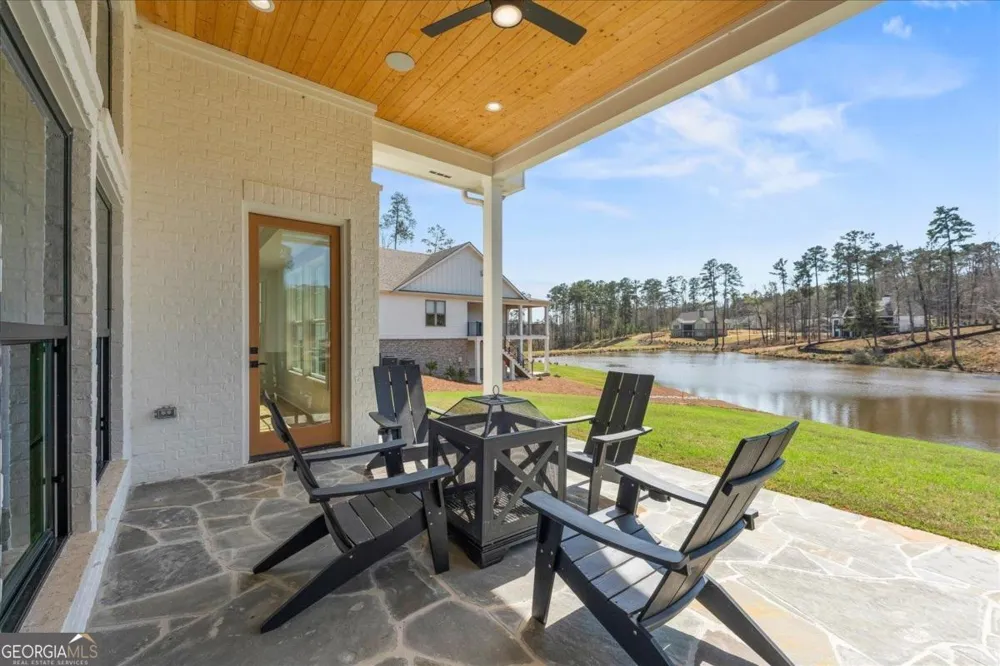 1270 Glen Eagle DR Greensboro, GA 30642