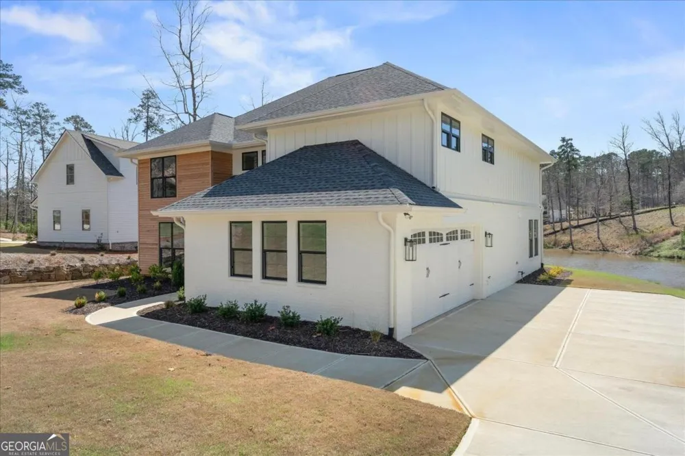 1270 Glen Eagle DR Greensboro, GA 30642