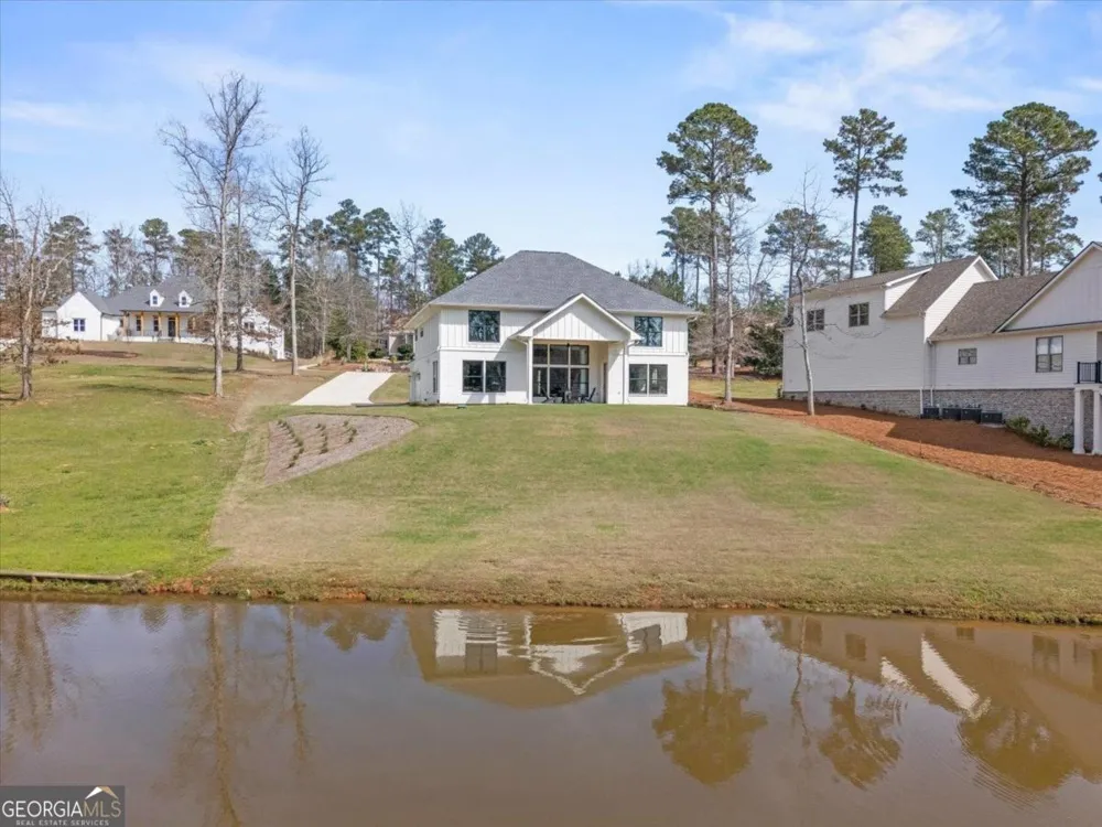 1270 Glen Eagle DR Greensboro, GA 30642