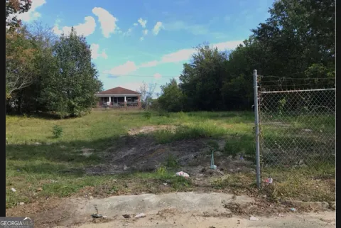 1536 Cedar AVE