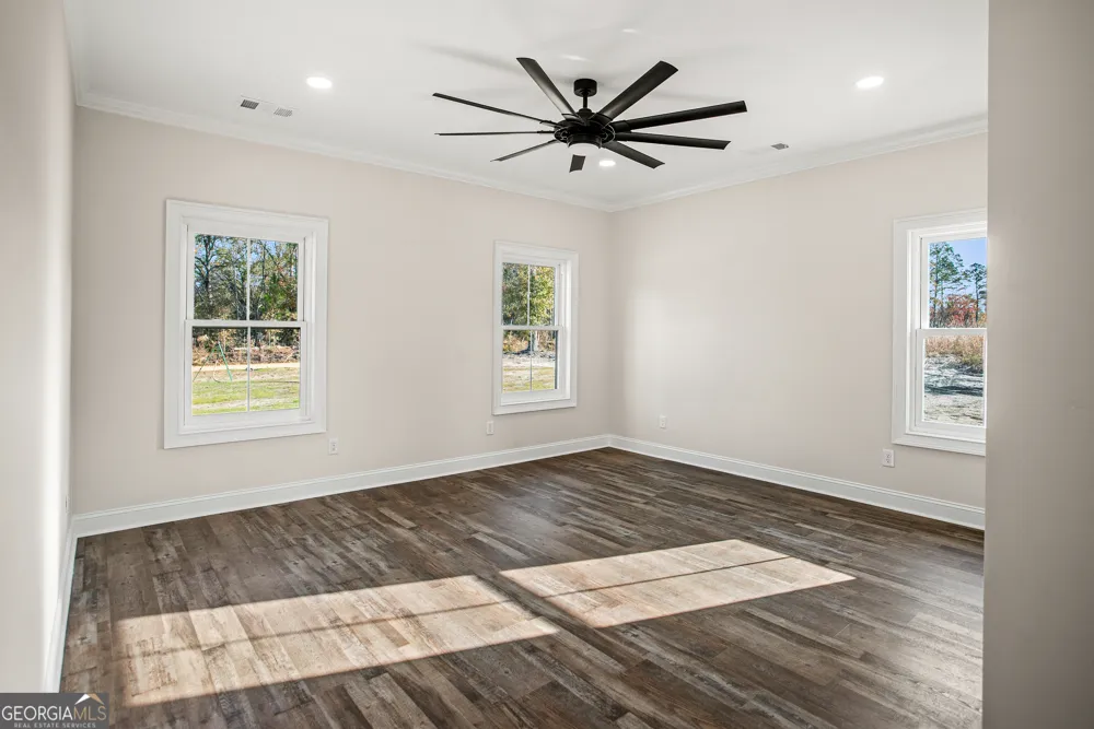 217 Mimosa RD Swainsboro, GA 30401
