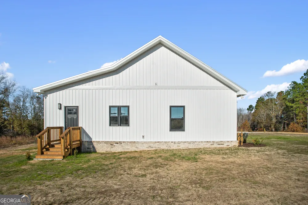 217 Mimosa RD Swainsboro, GA 30401