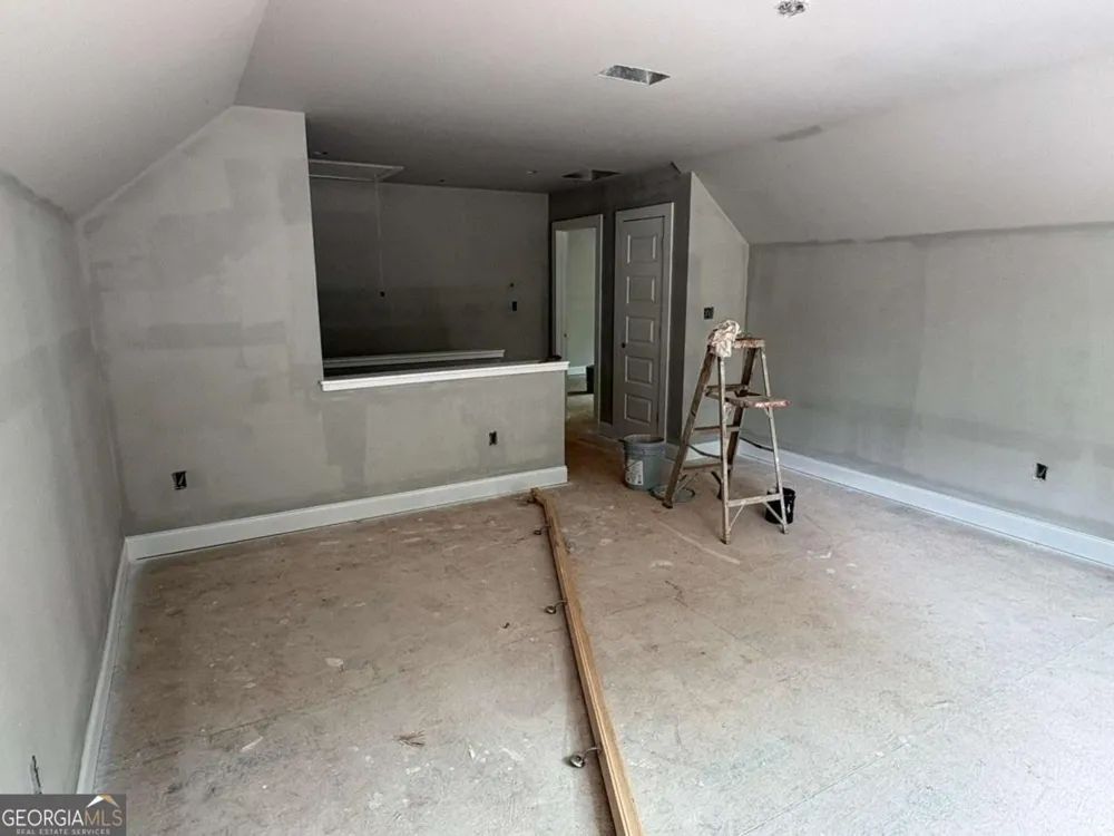 380 University CIR Athens, GA 30605