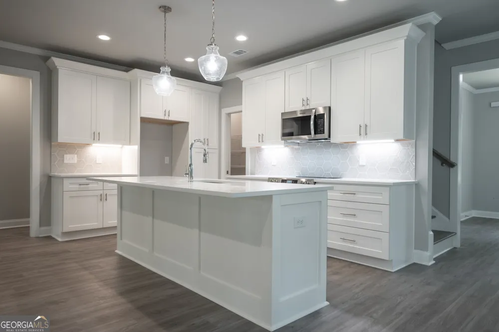 380 University CIR Athens, GA 30605