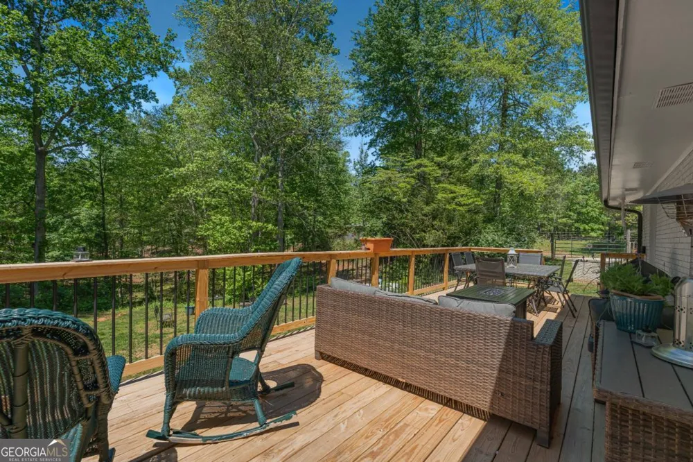 2383 Sperin RD Ball Ground, GA 30107