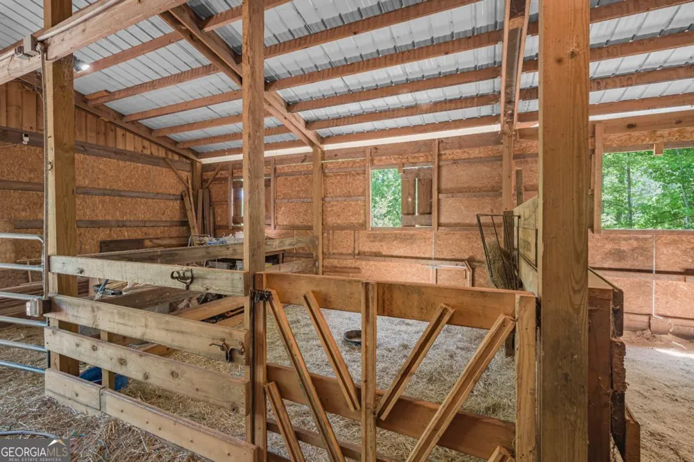 2383 Sperin RD Ball Ground, GA 30107