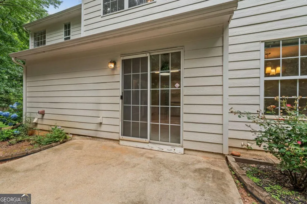 370 Manor Glen DR Suwanee, GA 30024