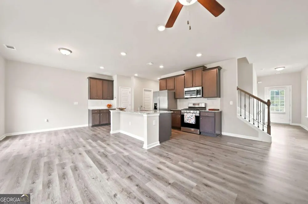 3645 Prospect Point DR Oakwood, GA 30566