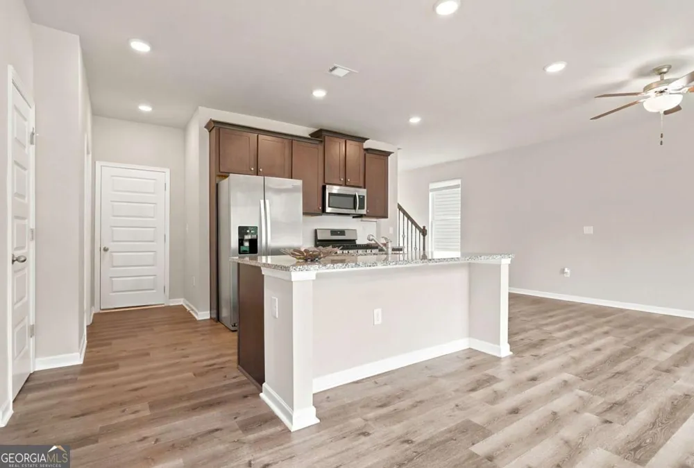 3645 Prospect Point DR Oakwood, GA 30566