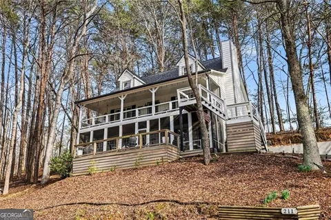 211 Hillside DR
