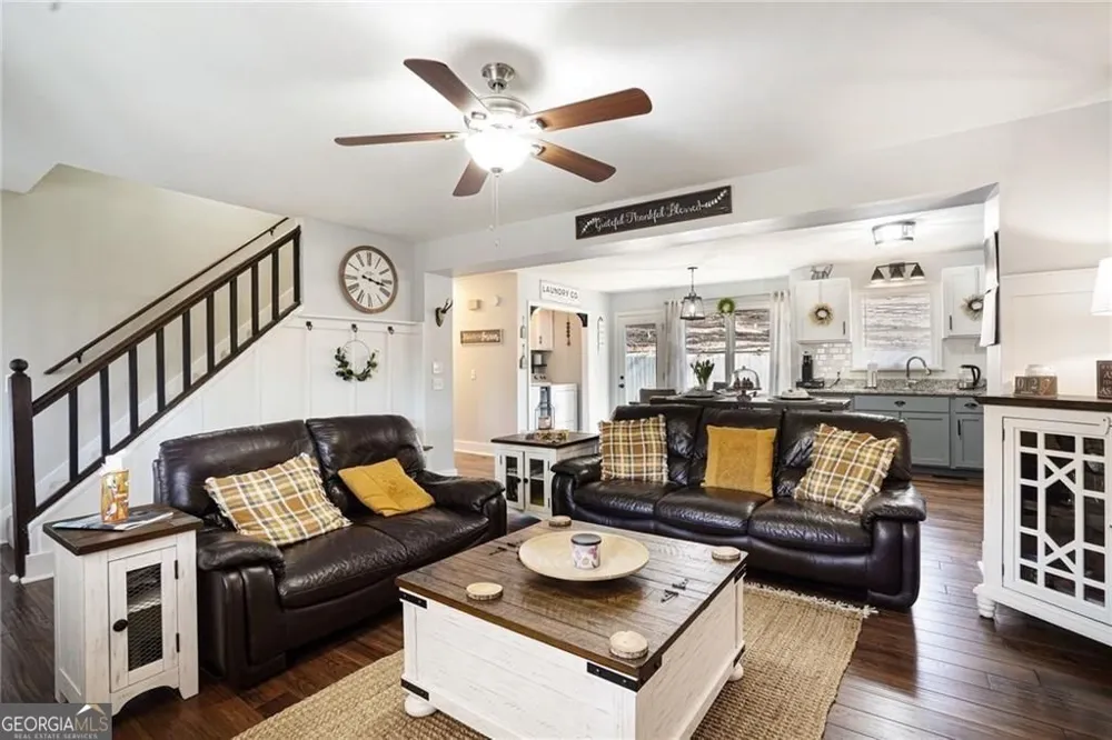 211 Hillside DR Waleska, GA 30183