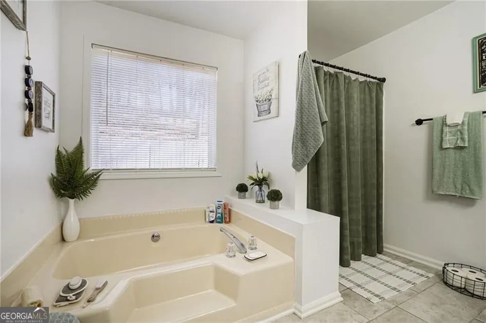 211 Hillside DR Waleska, GA 30183
