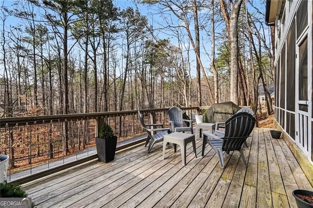 211 Hillside DR Waleska, GA 30183