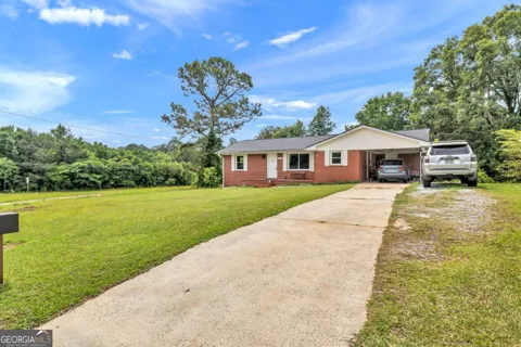 1104 Parkview DR