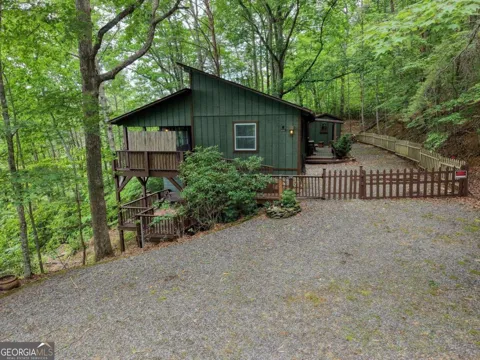 664 High Ridge RD