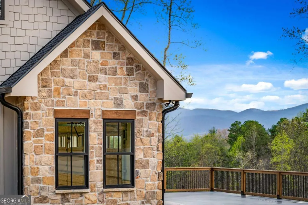 79 Winding RDG Blairsville, GA 30512