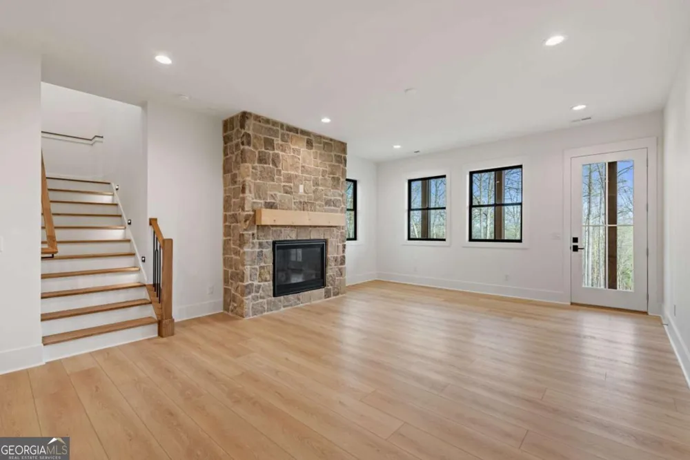 79 Winding RDG Blairsville, GA 30512