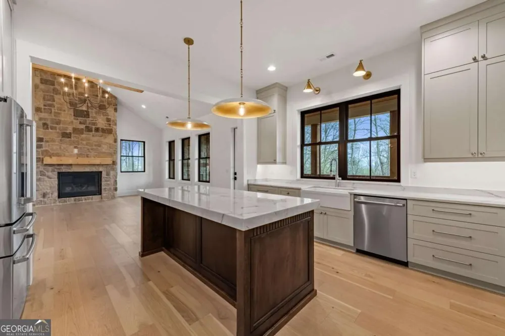 79 Winding RDG Blairsville, GA 30512